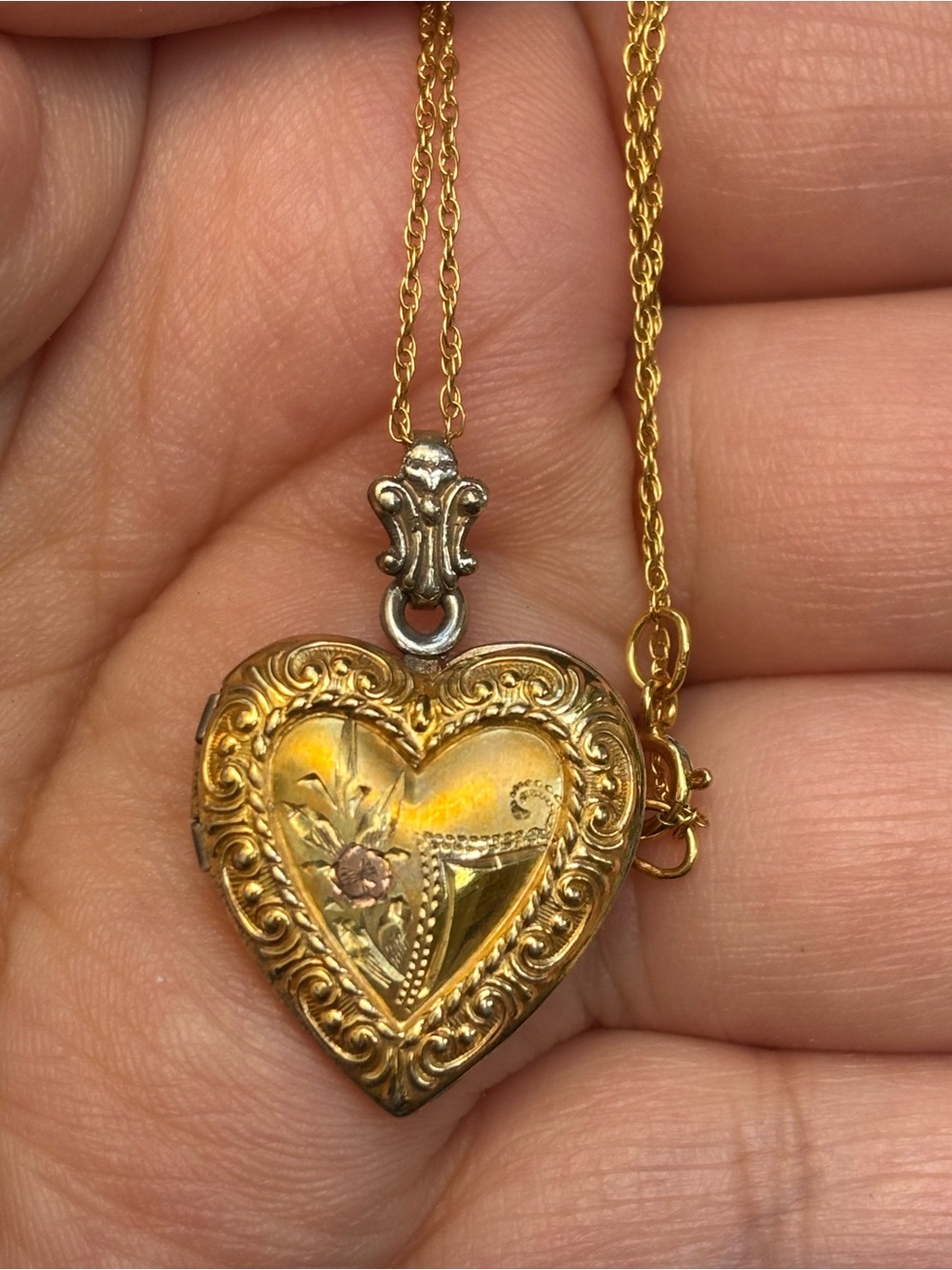 Vintage Sterling Silver 12K Gold Filled Heart Locket Floral Photo Necklace
